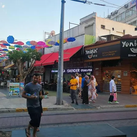 Antalya古城商业步行街中心公寓出租 *