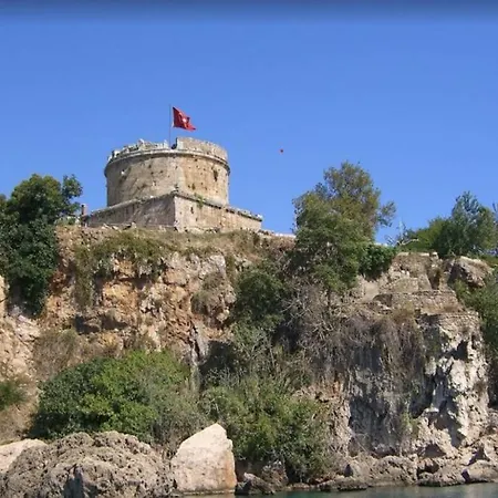 Antalya古城商业步行街中心公寓出租 Antalia
