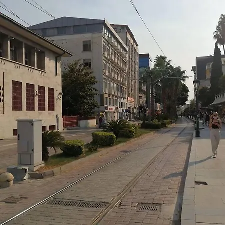 Antalya古城商业步行街中心公寓出租