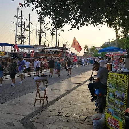 Apartment Antalya古城商业步行街中心公寓出租
